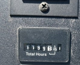 700 kW Continuous, Waukesha L7042G Natural Gas Generator Set, only 1,199 hours!, 480Y / 277 Volts, 1,200 RPM, Radiator