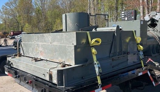 700 kW Continuous, Waukesha L7042G Natural Gas Generator Set, only 1,199 hours!, 480Y / 277 Volts, 1,200 RPM, Radiator